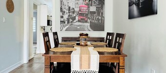 Cozy suite close to Thetis lake, hiking trials, short drive to Victoria downtown