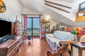 TV - Champlas Suite, Sestriere, Italy (Sestriere)