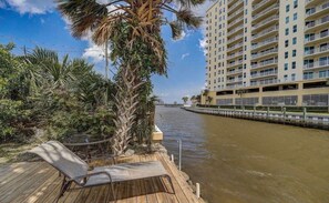Property grounds - 3-bedroom house w/ carport! Close to Beach and Speedway! Intracoastal access! (South Daytona)
