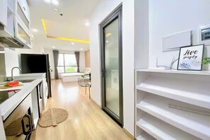 Kamar Grand, 1 kamar tidur, pemandangan kota | Seprai katun Mesir, seprai premium, selimut bulu angsa, dan busa memori