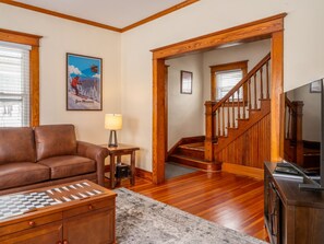 Tv, tv-spel och bordsfotboll