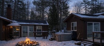 Serenity at Moon Lake•HotTub•Sauna & Rustic Cabin
