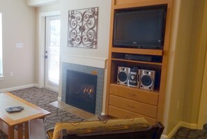Fireplace, computer monitors, printers - 1BR for 4 at Worldmark - The Village at Steamboat (Steamboat Springs)