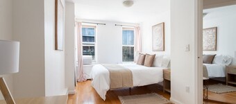 Your Manhattan Escape! Beautiful 2BD 1BTH Apt