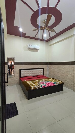 Room - Sudama Krishna Residency (Mathura)