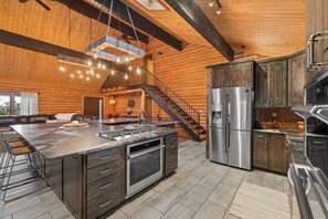 Fridge, microwave, oven, stovetop - The Schroeder Sanctuary (Rapid City)