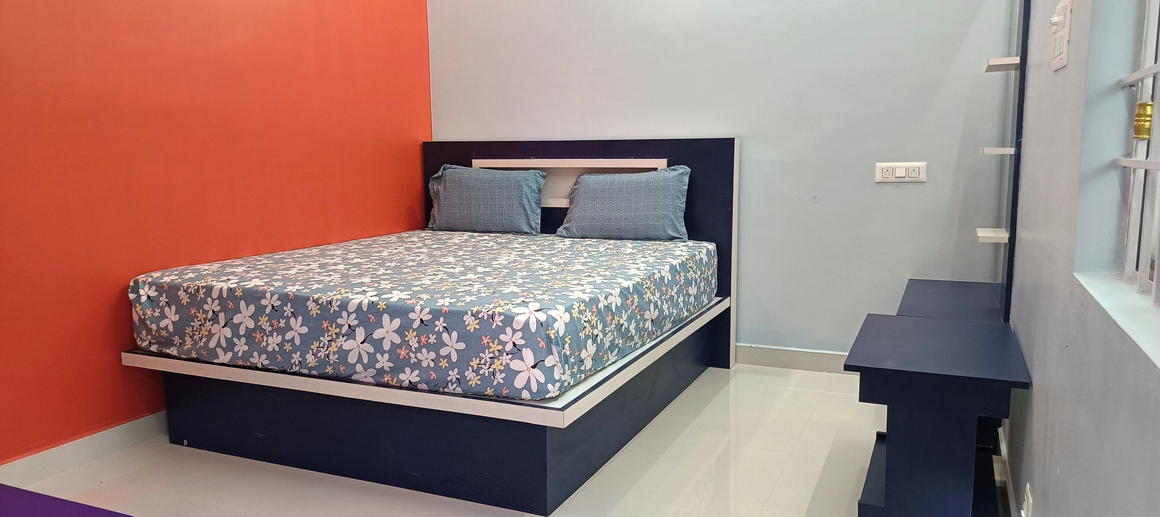 Deluxe Double Room, Mountain View | Living area | 42-inch Smart TV with digital channels, streaming services