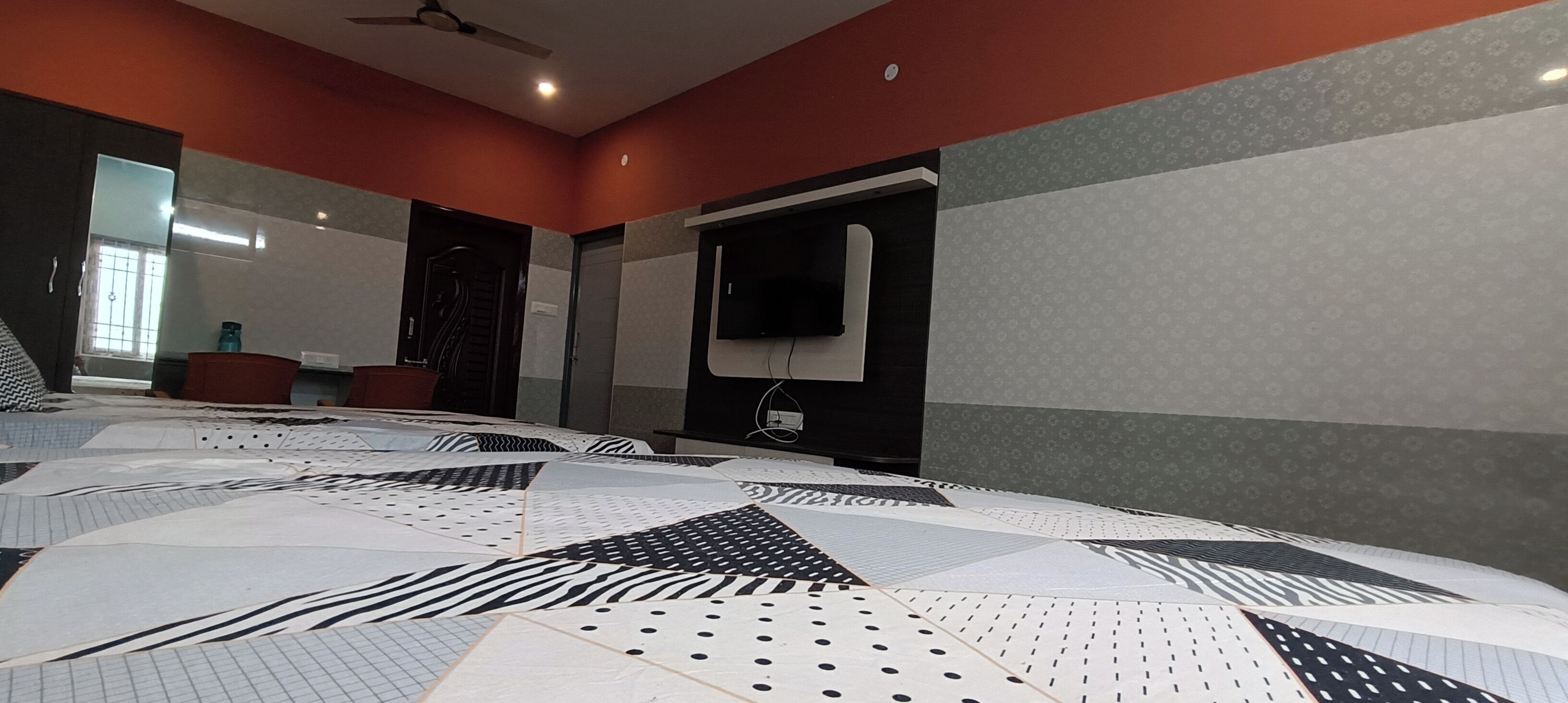 Luxury Studio Suite, Balcony, Valley View | Premium bedding, memory foam beds, individually furnished, free WiFi