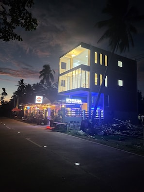 Exterior - Stargazers Condo Complex (Santa Fe)