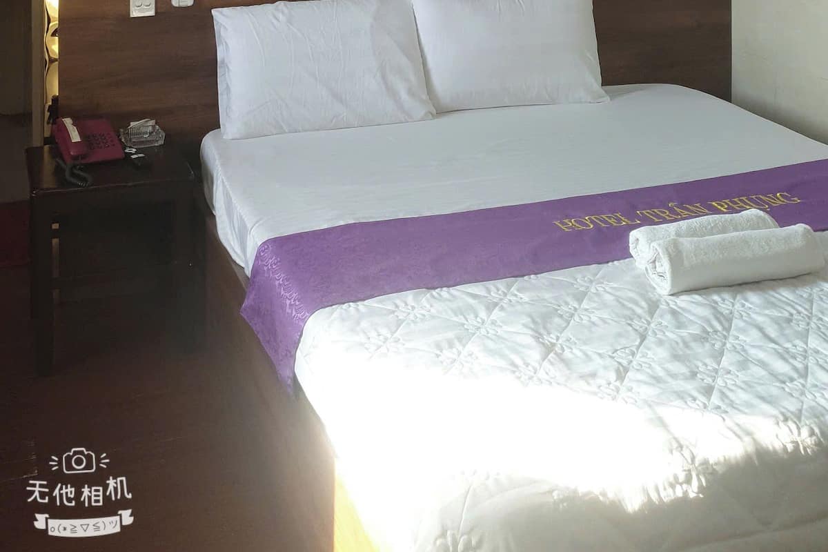 Kaupunkisviitti, ilmastointi | Yksilöllisesti sisustettu, yksilöllisesti kalustettu, työpöytä