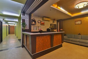 Reception - Hotel Janki International (Varanasi)