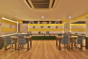 Restaurant - Hotel Janki International (Varanasi)