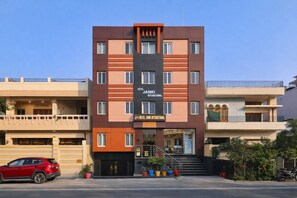 Front of property – evening/night - Hotel Janki International (Varanasi)
