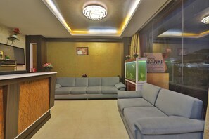 Reception - Hotel Janki International (Varanasi)