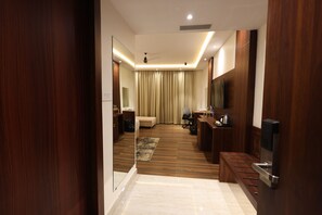 Premium Double Room - Enrise By Sayaji Kalaburagi (Kalaburagi)