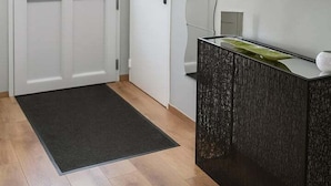 Unclassified image, 4 of 19, button - Maison Chardonnerets (Poitiers)