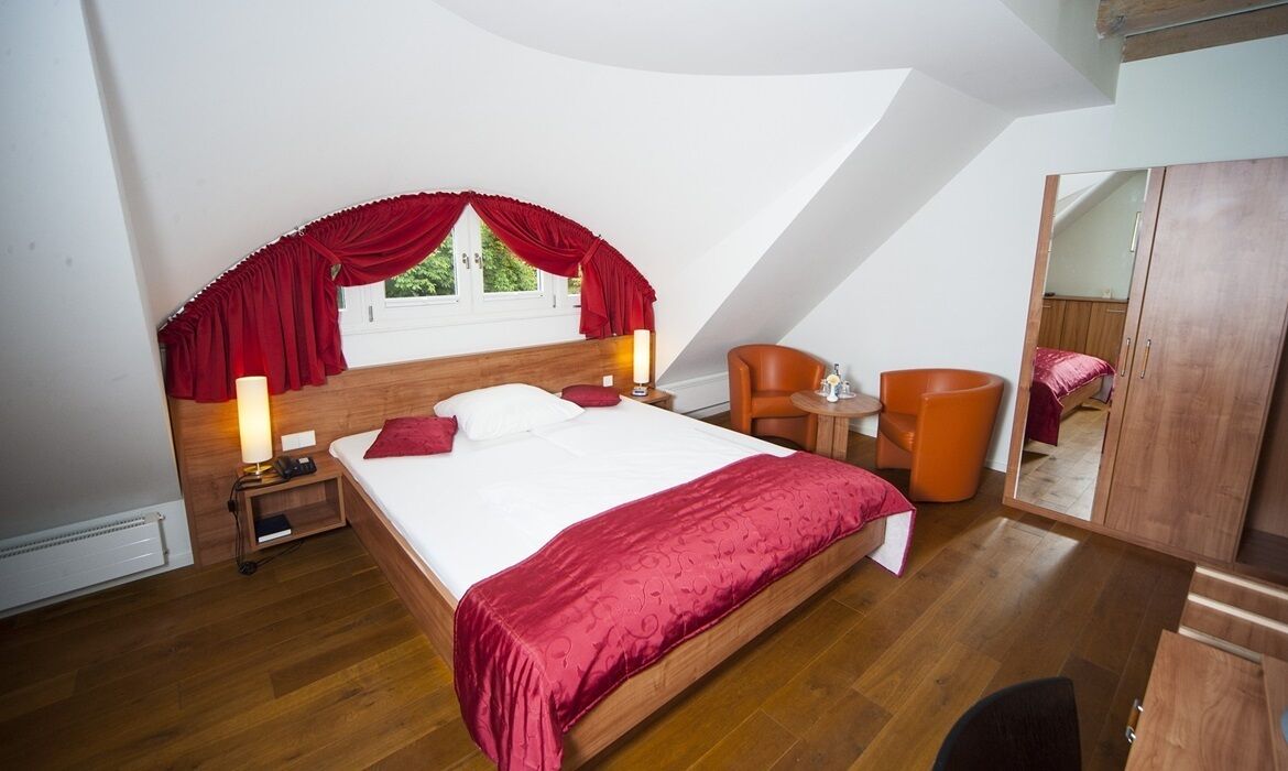 Comfort Double Room, City View | In-room safe, desk, laptop workspace, blackout curtains