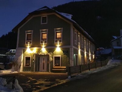 Nice apartment between ski resorts with 2 saunas