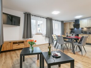 Dining - 3 Charming holiday apartments in Brixen (Brixen im Thale)