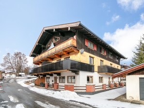 Exterior - 3 Charming holiday apartments in Brixen (Brixen im Thale)