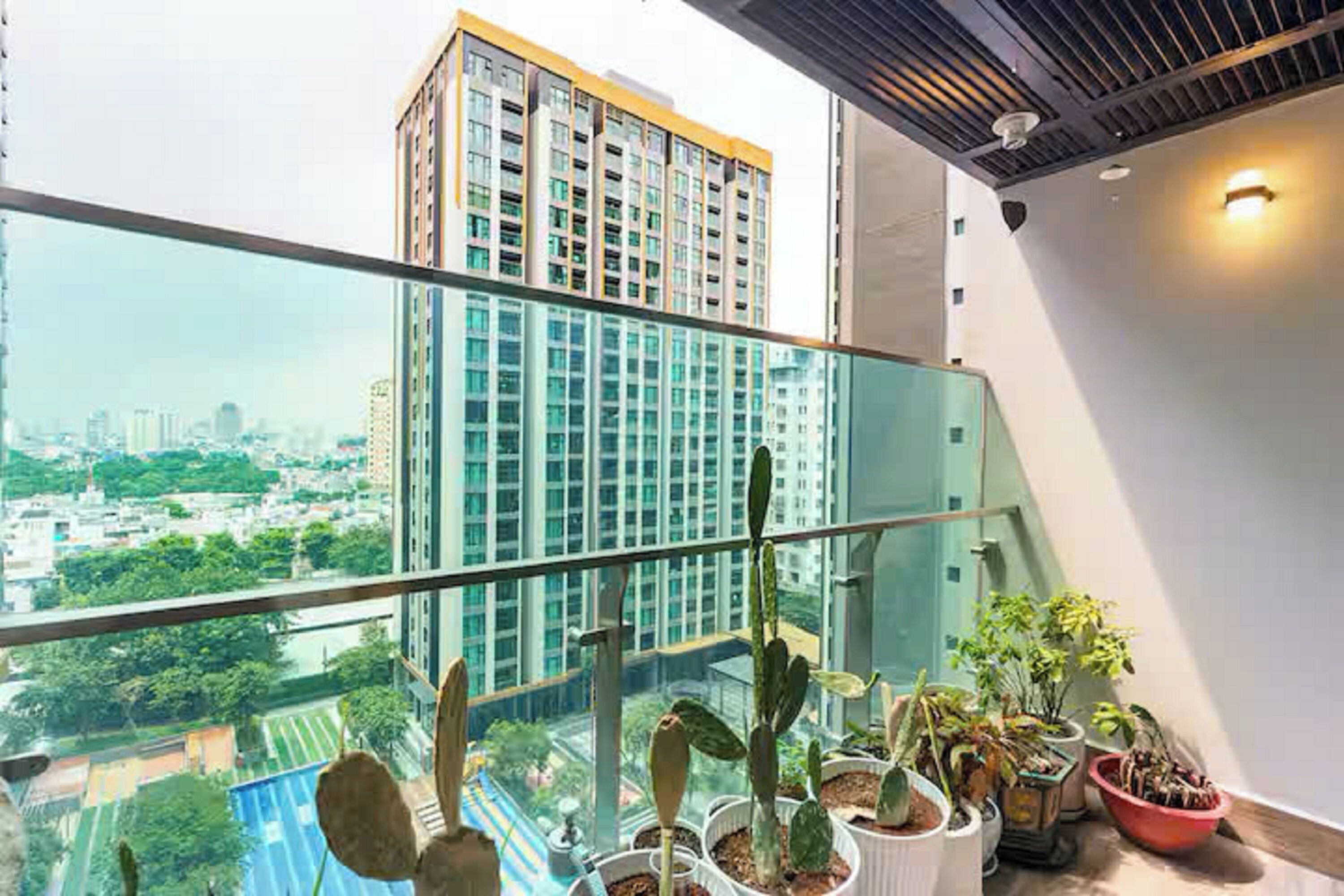 Suíte família, 3 quartos, acesso ao Club Lounge, vista para a cidade | Vista do quarto