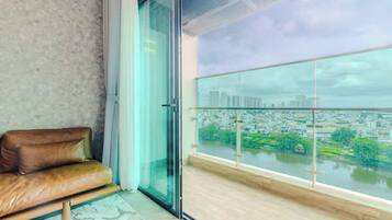 Royal Suite, 1 Bedroom, Club lounge access, City View | View from room