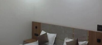 Hotel Ashiyana Palace