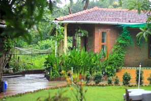 Exterior - Green Roots Farm Stay (Shahapur)