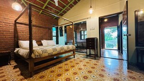 Superior Suite, Garden View | Laptop workspace, free WiFi - Green Roots Farm Stay (Shahapur)
