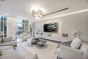 TV - Lux 3BDR Marina Waterfront/Marina Walk/Boat Views (Dubai)