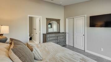 3 Schlafzimmer, Bügeleisen/Bügelbrett, Internetzugang, Bettwäsche