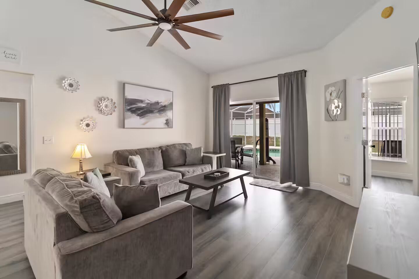 تلفزيون ذكي