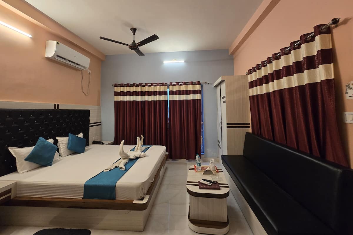 Premium Room, Balcony, Pool View