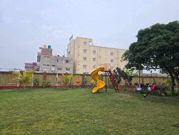 Children’s activities - RESORT SAIKAT SARANYA (Mandarmani)