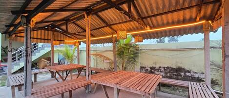 43-inch LED TV with satellite channels