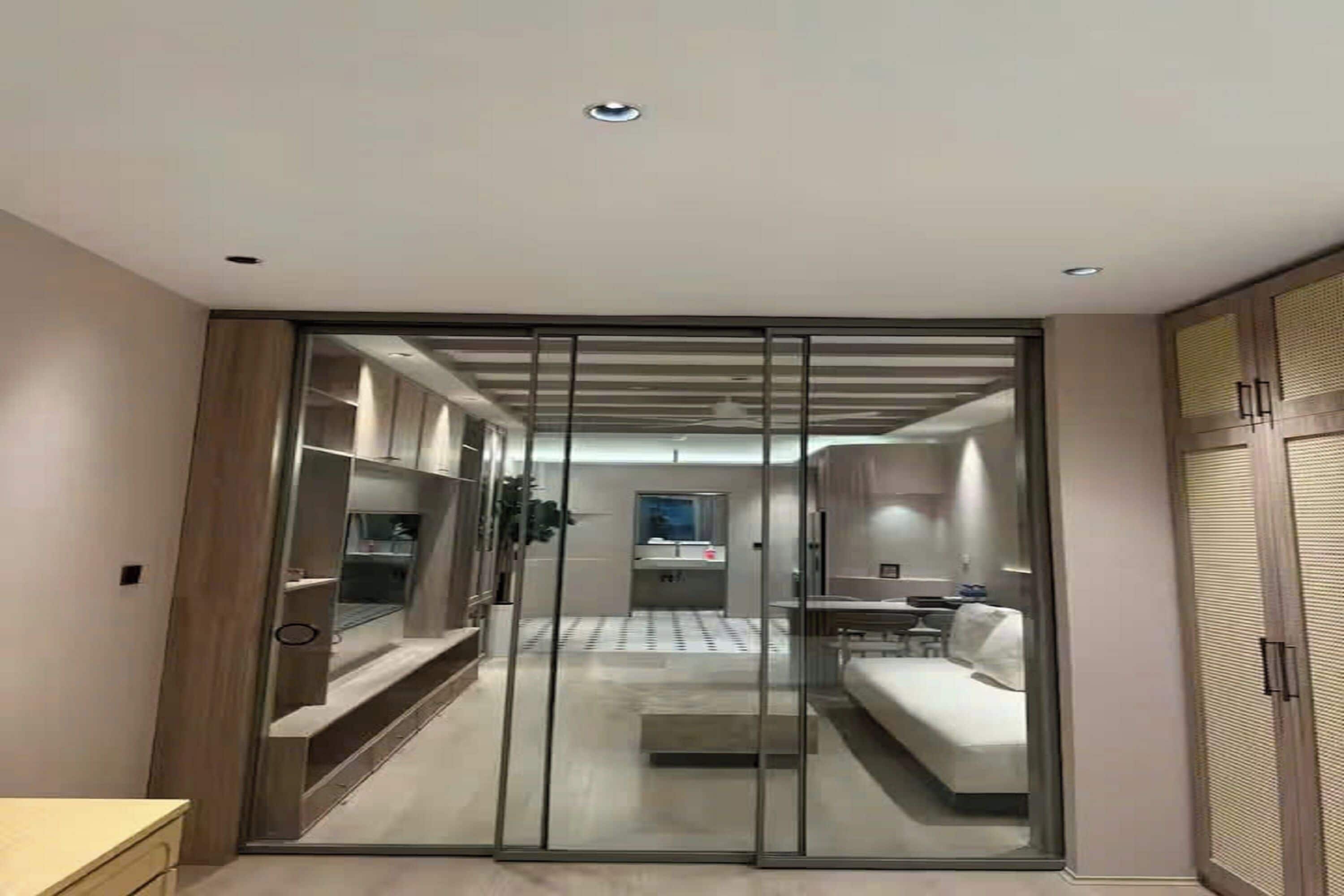 Grand Suite, 1 Bedroom, Club lounge access, City View | Egyptian cotton sheets, premium bedding, down duvets, memory-foam beds