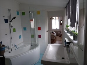 Hair dryer, towels, toilet paper