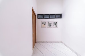 Interior detail - Loft 360 Apartment (Seminyak)