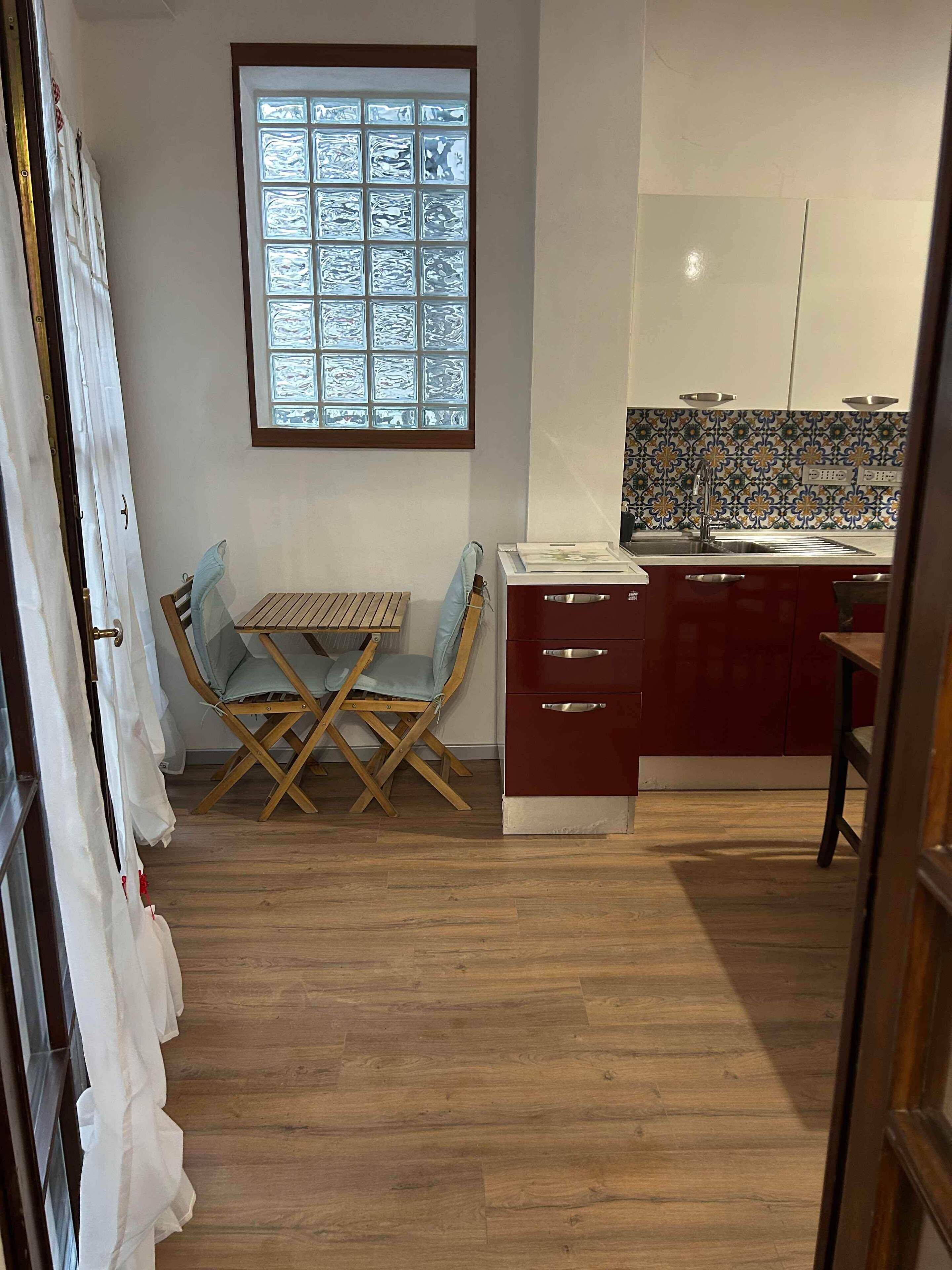 Kühlschrank, Mikrowelle