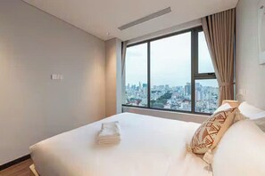 Phòng Suite dành cho gia đình, 3 phòng ngủ, quyền sử dụng Club Lounge, quang cảnh thành phố | Két bảo mật tại phòng, trang trí khác biệt 