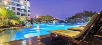 Zenith Luxstay Everich Infinity Resident