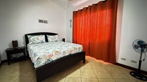 Desk, free WiFi - Serene 2BD Retreat near Coco Beach (Coco)