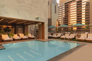 Pool - Most Visited Superior Kings Suite | Super Accessible (Los Angeles)