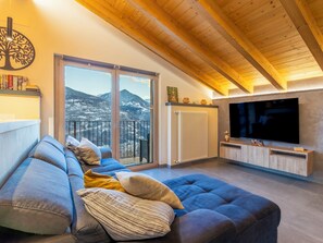 TV - Cech Coast House by Interhome (Valtellina)