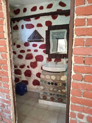 Quarto luxo, vista para a montanha | Banheiro | Chuveiro, produtos de toalete grátis, toalhas de banho, sabonete