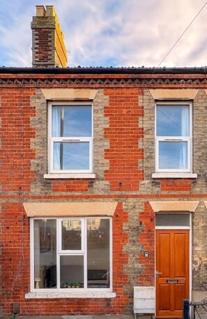 Exterior - Yarmouth Road (Norwich)