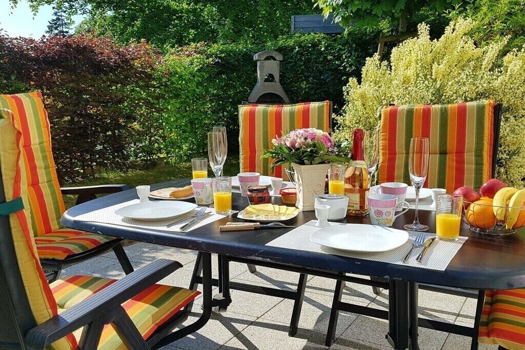 屋外ダイニングエリア