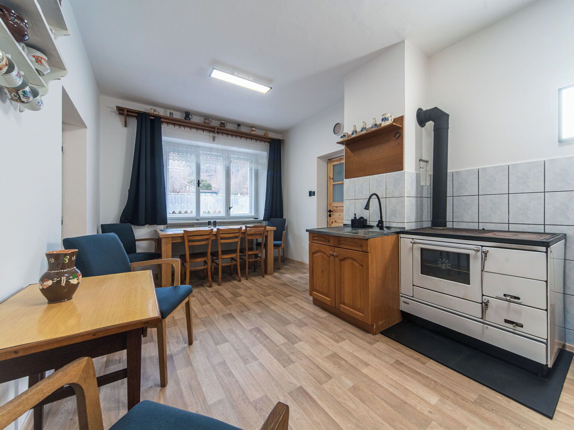 Microwave, oven