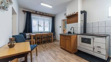 Microwave, oven