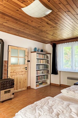 Cuna de viaje y wifi gratis